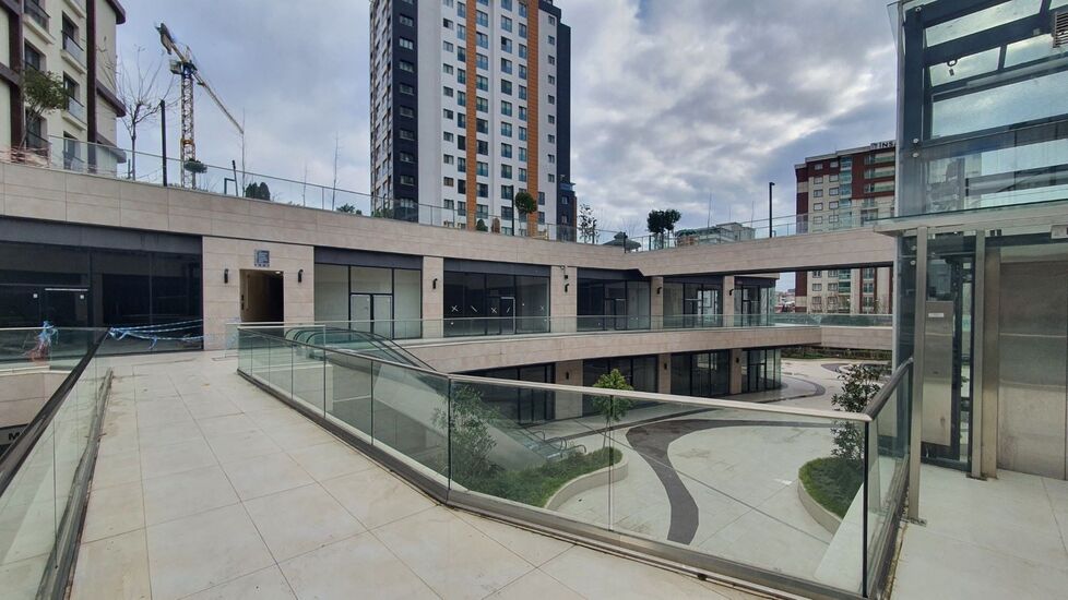 Luxury Shop for Sale in Luxera Meydan Istanbul