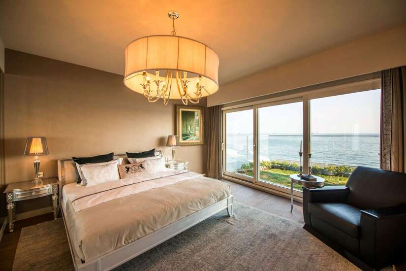 Apartments for Sale in Sea pearl Istanbul with Marmara Sea