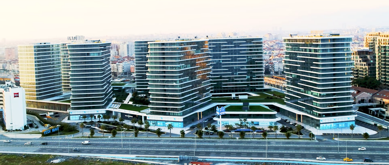 Waterfront Apartments for Sale in Yedi Mavi in Istanbul