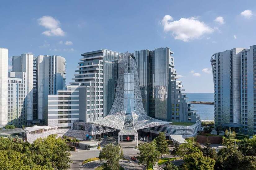 Apartments for Sale in Sea pearl Istanbul with Marmara Sea