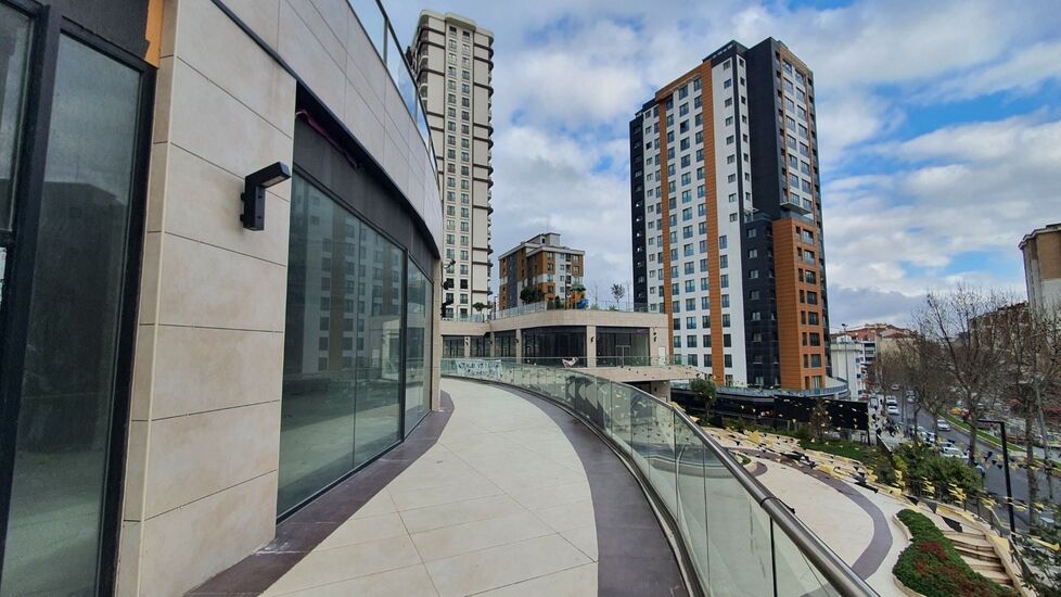 Luxury Shop for Sale in Luxera Meydan Istanbul