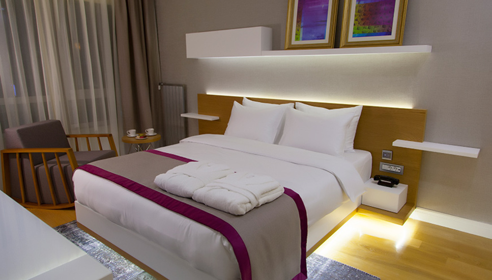Rental guaranteed Hotel Apartments for Sale in The Leos Residence at Besiktas with Outstanding Amentienes